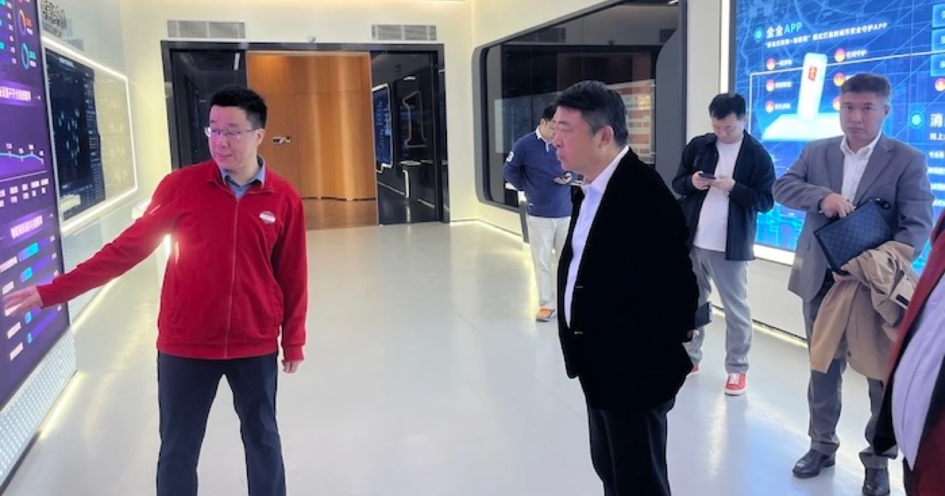 攜手中(zhong)消在(zai)線(xiàn)，共繪智慧消防新(xin)藍圖